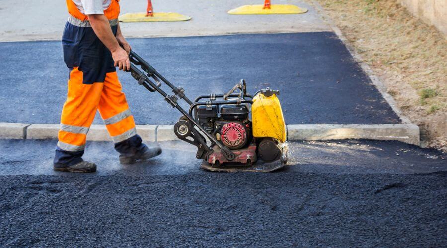 Professional gutter cleaning in Groton, SD